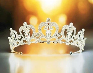 Vintage Rhinestone Tiara. Silver tiara, Heart tiara, Flower girl crown, Gifts - Picture 1 of 8
