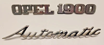 Conjunto de emblema usado OEM 3 peças 3458735/3458736/347643 Opel 1900 automático (219) - Imagem 1 de 4