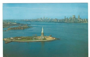  Aerial View, Statue Liberty and Manhattan c1960, New York NY Postcard - Picture 1 of 2