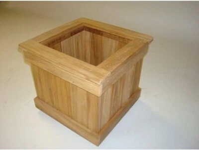 Cajas jardineras Cube Tree de teca, 12" x 12" x 12" Foto 1 de 2