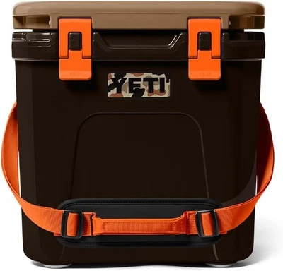 YETI Roadie 24 2.0 Hard Cooler Color: Wetlands Camo