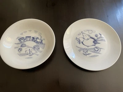 2 Kinderteller Vintage Tschechoslowakei  Motiv Igel Hase Eisenbahn - Bild 1 von 4