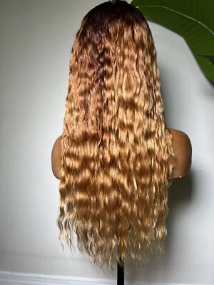 Peluca de cabello humano frontal de encaje transparente onda suelta rubia miel 24 pulgadas 180 % de Foto 1 de 4