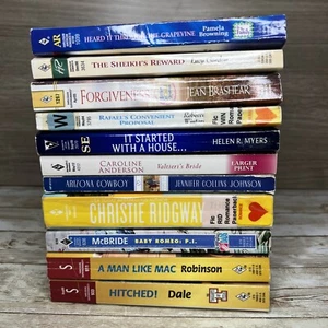 Lot of 11 Romantic Contemporary Romance Paperback Books - Bild 1 von 17