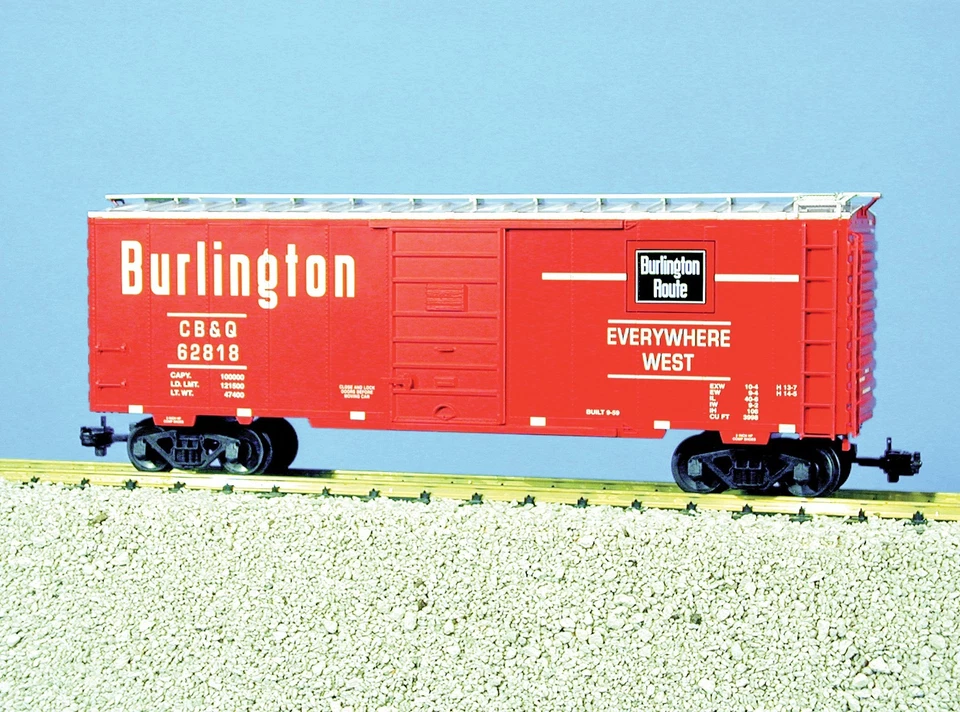 USA Trains G Scale 19213A BURLINGTON ROUTE 40' BC W/6' PS1 RED - Image 1 of 1