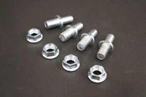Honda CG125 Rear Sprocket Nuts & Bolts - Studs 4 -- B7-05 - Picture 1 of 1