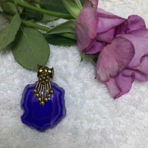 Bronze Tone Blue Agate Irregular Pendant 2” Drop New 8336* - Picture 1 of 3