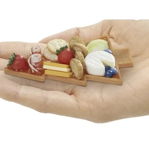 Miniverse Holiday Charcuterie Make It Mini Miniature Food - Picture 1 of 4