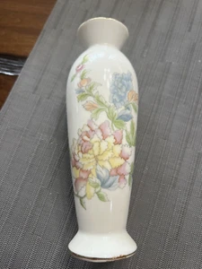Vintage Andrea Sadek Porzellan Vase weiß Blumenmuster 6" hoch - Bild 1 von 4