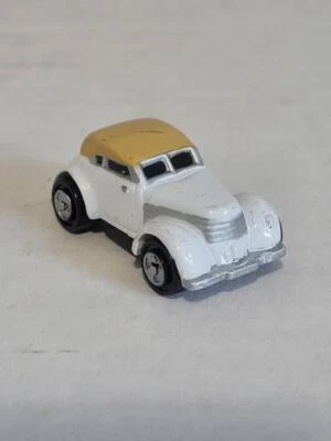 Micro Máquinas Galoob Blanco Antiguo '37 Cord Car Foto 1 de 4