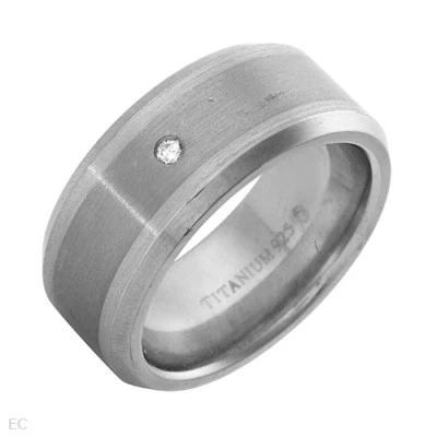 Anillo de caballero con diamante genuino en titanio talla 12 Foto 1 de 2