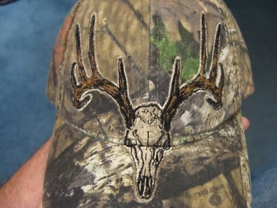 Mossy Oak Camo Cap Embroidered Bone Collector Skull Bow Hunting Hat / Adjustable - Image 1 of 4