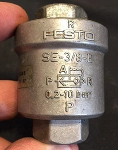 Válvula de escape rápido Festo SE-3/8-B 0,2-10 P R 9687 k7 - Imagen 1 de 6