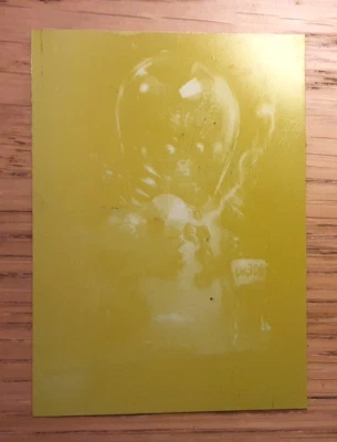 Mars attacks occupation YELLOW printing plate card 4 MYSTERIOUS MANHUNTER - Image 1 of 2