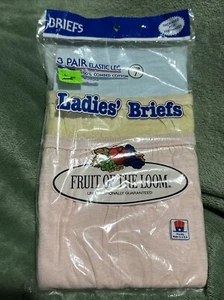 Vintage Fruit Of The Loom Ladies’ Briefs Size 7 Panties Elastic Leg 1985 USA - Picture 1 of 7