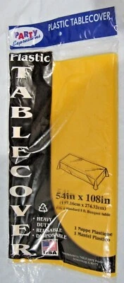 Cubierta de mesa de plástico amarillo Party Expressions Harvest 54" x 108" vajilla de fiesta Foto 1 de 2