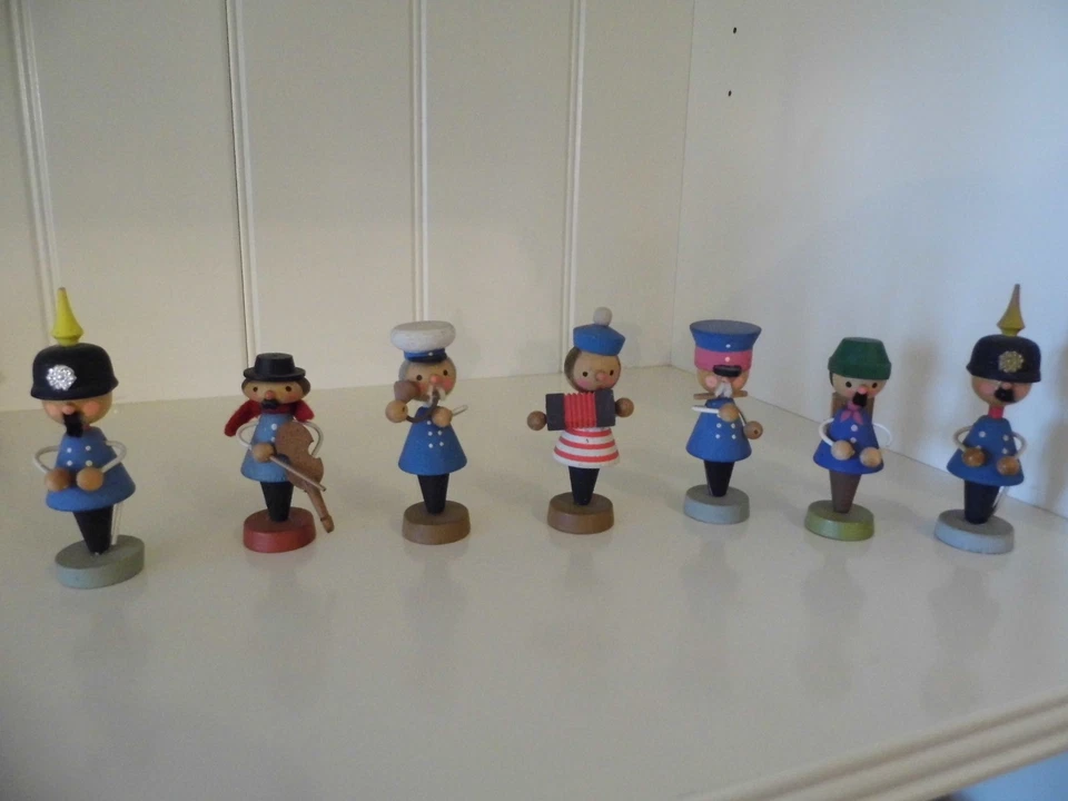 DDR  7 Miniaturfiguren VERO Expertic  orginal Erzgebirge  - Bild 1 von 4