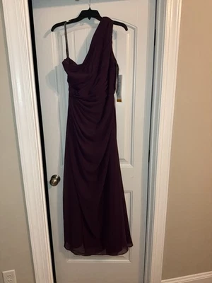 Vestido de Dama de honor Bill Levkoff 1178 Talla 14 Recorte de un Hombro Berenjena Formal Foto 1 de 4