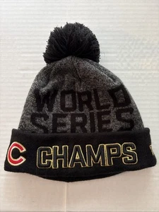 Chicago Cubs New Era 2016 Serie Mundial Campeones en el Campo Invierno Gorro Dorado - Imagen 1 de 8