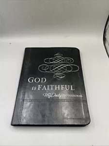 God is Faithful My Daily Devotional 2014 Thomas Nelson Black Faux Leather Bible - Picture 1 of 19