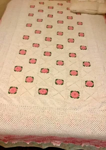 Beautiful Hand Crafted Crochet Blanket Pink & White w/ Doilies - Picture 1 of 5