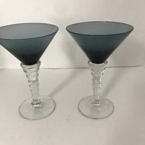 "Par de vasos altos Martini azul con vástago anillado transparente, copa de vino de 7""" - Imagen 1 de 4