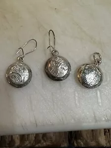 Vintage Sterlingsilber - geätzte Ohrringe und Anhänger. 4,9 gr - Bild 1 von 2