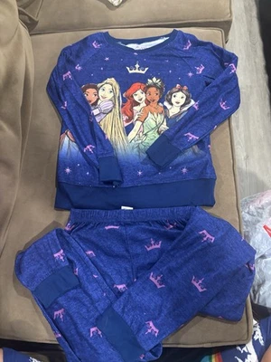 Pijama Princesa Disney Niñas 2 piezas Mangas Largas Talla M/8 Moana Tiana Ariel  Foto 1 de 4