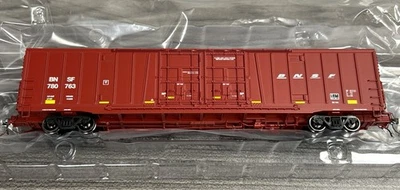 BLMA Models HO #53067 Bx-166 60’ Beer Car BNSF (Powerbar Logo) #780763 NIB - Image 1 of 4