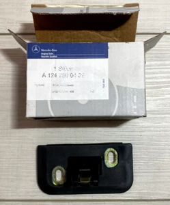 ¡NUEVO! MIRAR Genuino Mercedes W124 C124 Maletero Cierre A1247500432 OEM RARO - Imagen 1 de 5