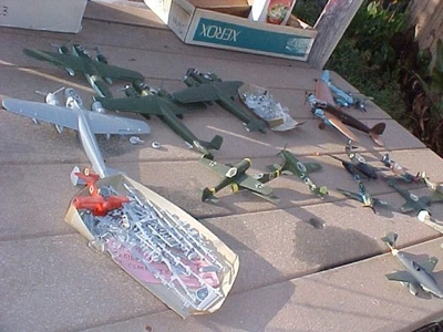 Modelo de avión vintage escala 1/72 depósito de chatarra - naufragios (B) Foto 1 de 4