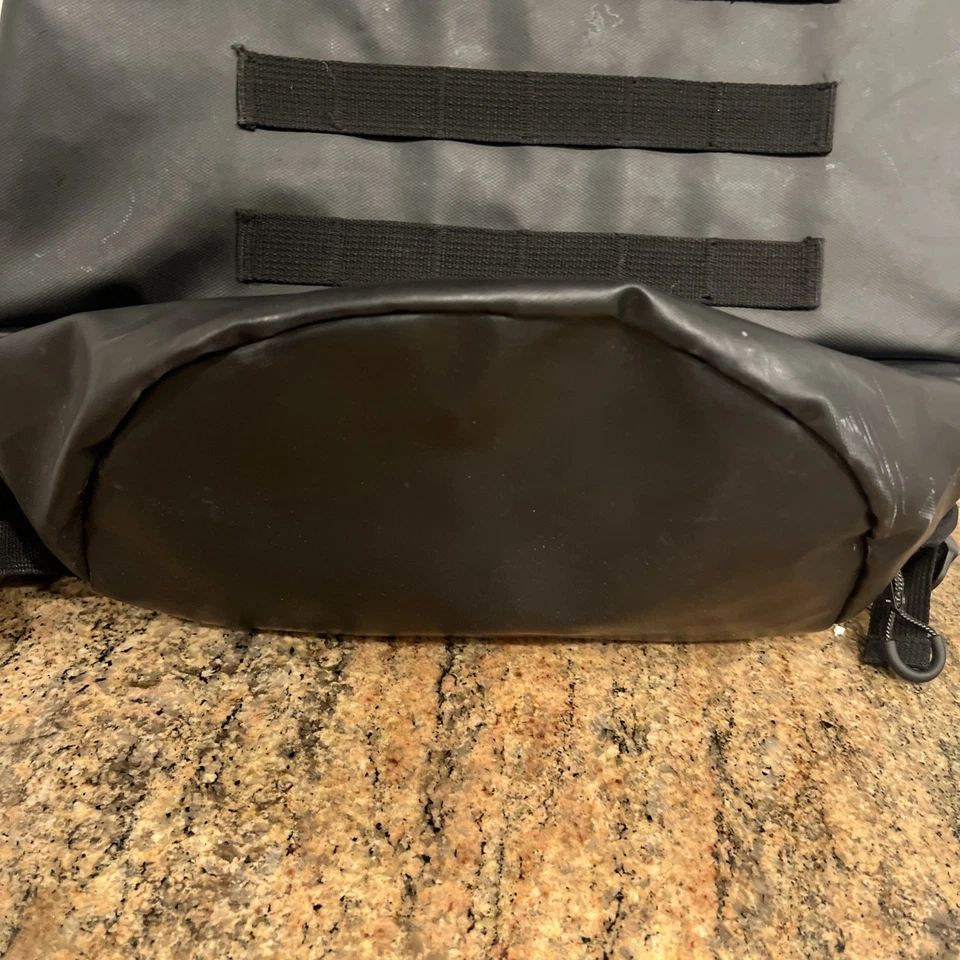 "Mochila para portátil Hurley First Light 15"" negra" Foto 1 de 4