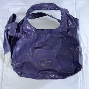 Valentino Garavani Nuage Lacca Bow Deep Purple Lackleder Hobo Tote Handtasche - Bild 1 von 21