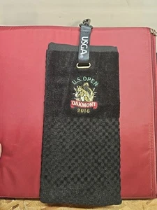 2016 U.S. Open Oakmont Black Trifold Golf Towel USGA Pre-owned/New (JK) - Picture 1 of 8
