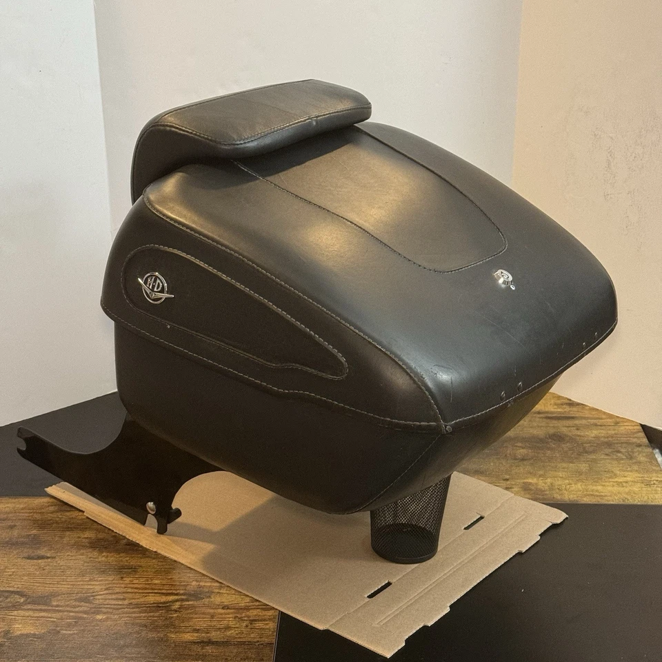 Paquete turístico Harley Davidson HD OEM + montaje para motocicletas Softail 2000-2017 Foto 1 de 4