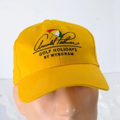 Sombrero de golf Arnold Palmer Golf Holidays por Wyndham dorado amarillo con tirantes hecho en EE. UU. Foto 1 de 4