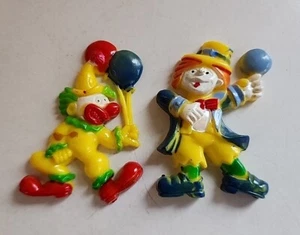 Vintage Set of 2 Plastic Clown Refrigerator Fridge Magnets 2.5" Kitchen Decor - Picture 1 of 2