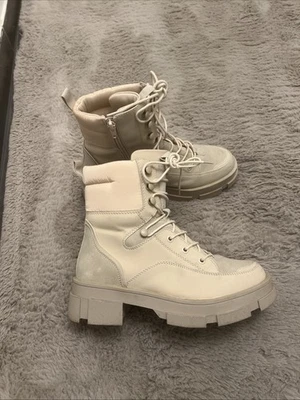 C&A Damen Stiefel Stiefelette Beige Gr. 40 - Bild 1 von 4