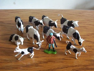 Gran Bretaña Vintage Granja Juguetes Animales Lote de Vacas Frisones y Granjeros. - Imagen 1 de 1