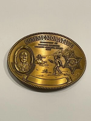 Hebilla de cinturón conmemorativa del sheriff del condado de naranja tiroteo en TOMATO SPRINGS Foto 1 de 4