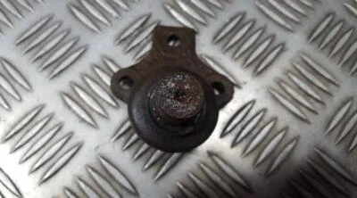 Rótula delantera derecha Volkswagen Golf 1995 usada, original #488815-76 Foto 1 de 4