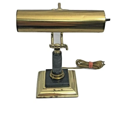 LÁMPARA BANQUERA de latón con detalles de mármol Artículo Ejecutivo sustancial Z Foto 1 de 4