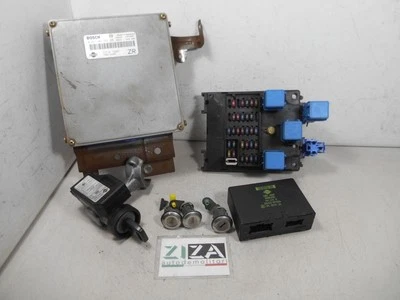 Kit Chiave ECU Nissan Micra K11 1.0 40kw 54cv CG10 2000 0261204243 23710-74B07 Foto 1 de 4