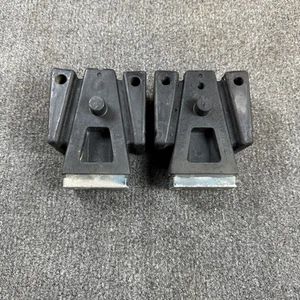 Evinrude Johnson Venom Ficht E-TEC H.O. Rubber Lower Mounts 0434632 Freshwater - Bild 1 von 12