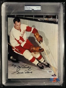 PSA 10 Gordie Howe Signed 8x10 Photo Slabbed Encapsulated PSA DNA Auto Grade 10 - Picture 1 of 4