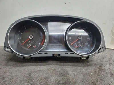Speedometer Cluster MPH ID 561920971B Fits 17-19 PASSAT 1032919 - Изображение 1 из 4