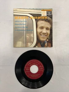 Marty Robbins / 45 EP / A White Sports Coat, Singing The Blues / 1958 / 4 Songs - Picture 1 of 11
