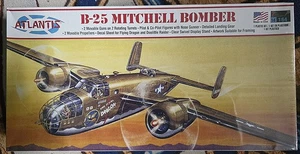 Atlantis B-25 Mitchell Bomber No.H216 1/64 Scale Sealed - NIB - Picture 1 of 2