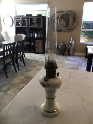 De colección. Lámpara de aceite “Aladdin Alacite Simplicity Decalcomania modelo B-26” Foto 1 de 4