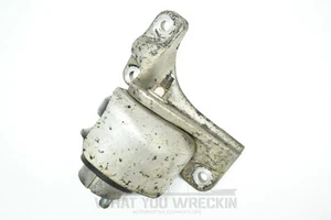 GENUINE GM VZ WL V6 3.6L ALLOYTEC ENGINE MOUNT & BRACKET - LEFT LH LHF - LE0 LY7 - Picture 1 of 4